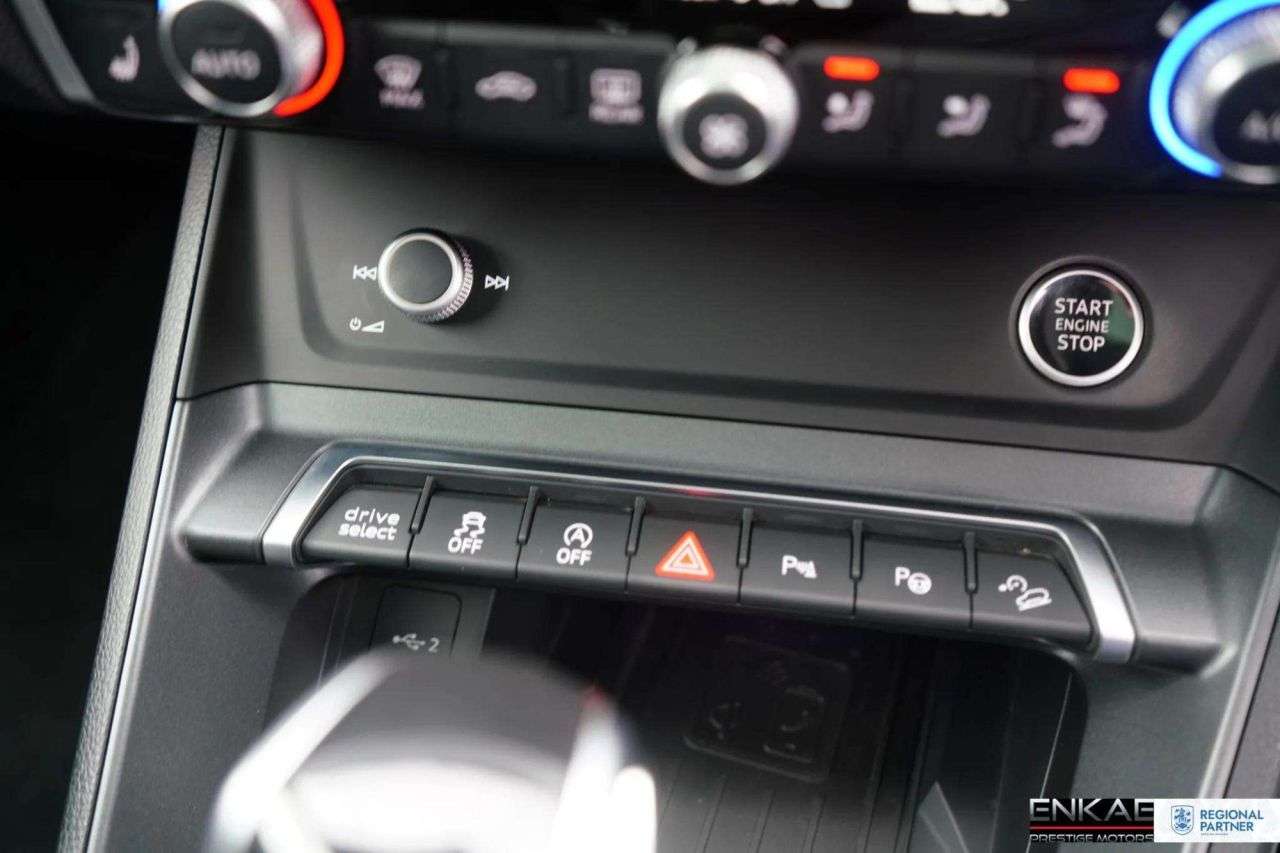 2021 AUDI Q3 2021 AUDI Q3