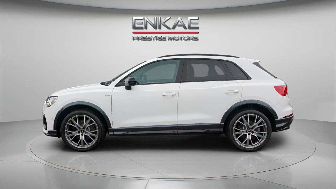 2021 AUDI Q3 2021 AUDI Q3