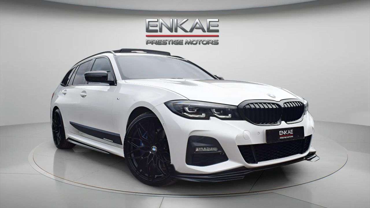 A 2021 BMW 3 SERIES 2.0 320d MHT M Sport Touring 5dr Diesel Hybrid Auto xDrive Euro 6 (s/s) (19 A 2021 BMW 3 SERIES 2.0 320d MHT M Sport Touring 5dr Diesel Hybrid Auto xDrive Euro 6 (s/s) (19