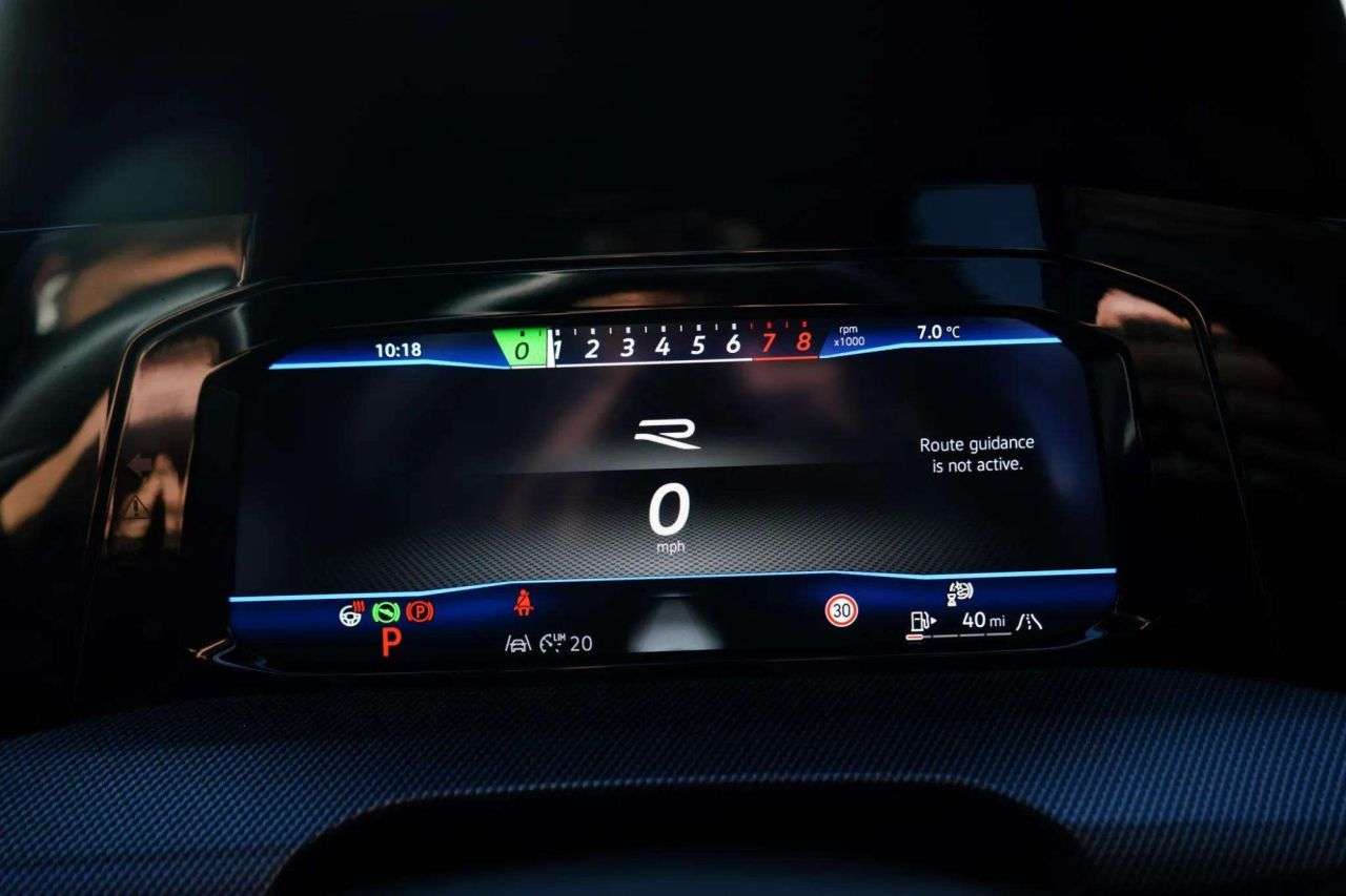 2025 VOLKSWAGEN GOLF 2025 VOLKSWAGEN GOLF