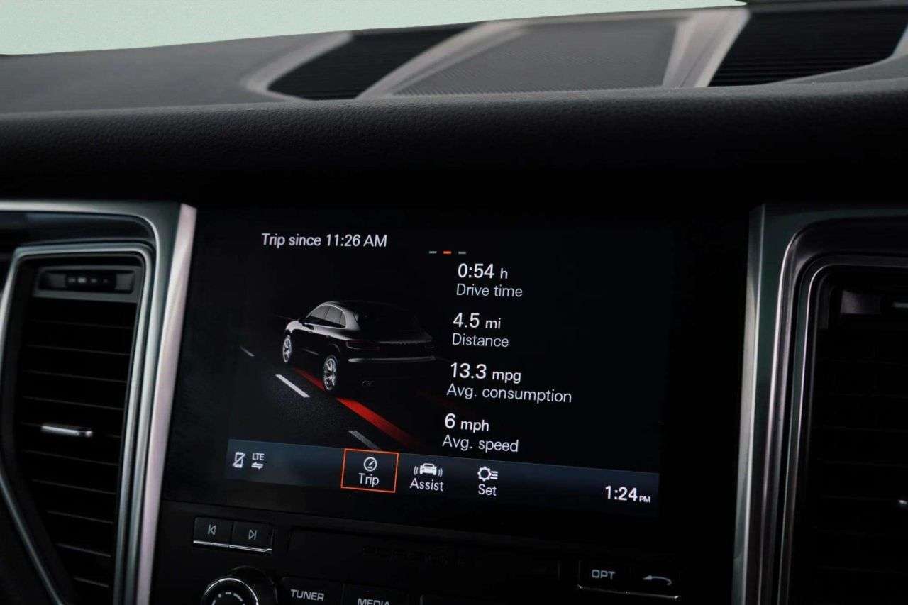 2018 PORSCHE MACAN 2018 PORSCHE MACAN