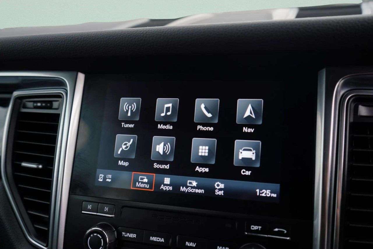 2018 PORSCHE MACAN 2018 PORSCHE MACAN