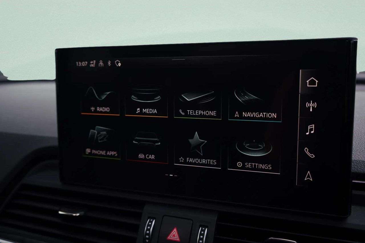 2021 AUDI SQ5 2021 AUDI SQ5