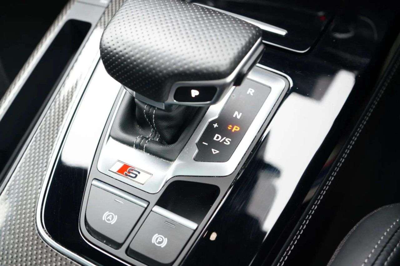 2021 AUDI SQ5 2021 AUDI SQ5