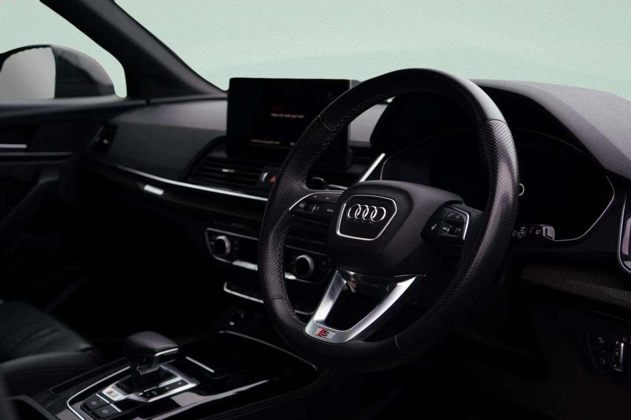 2021 AUDI SQ5 2021 AUDI SQ5