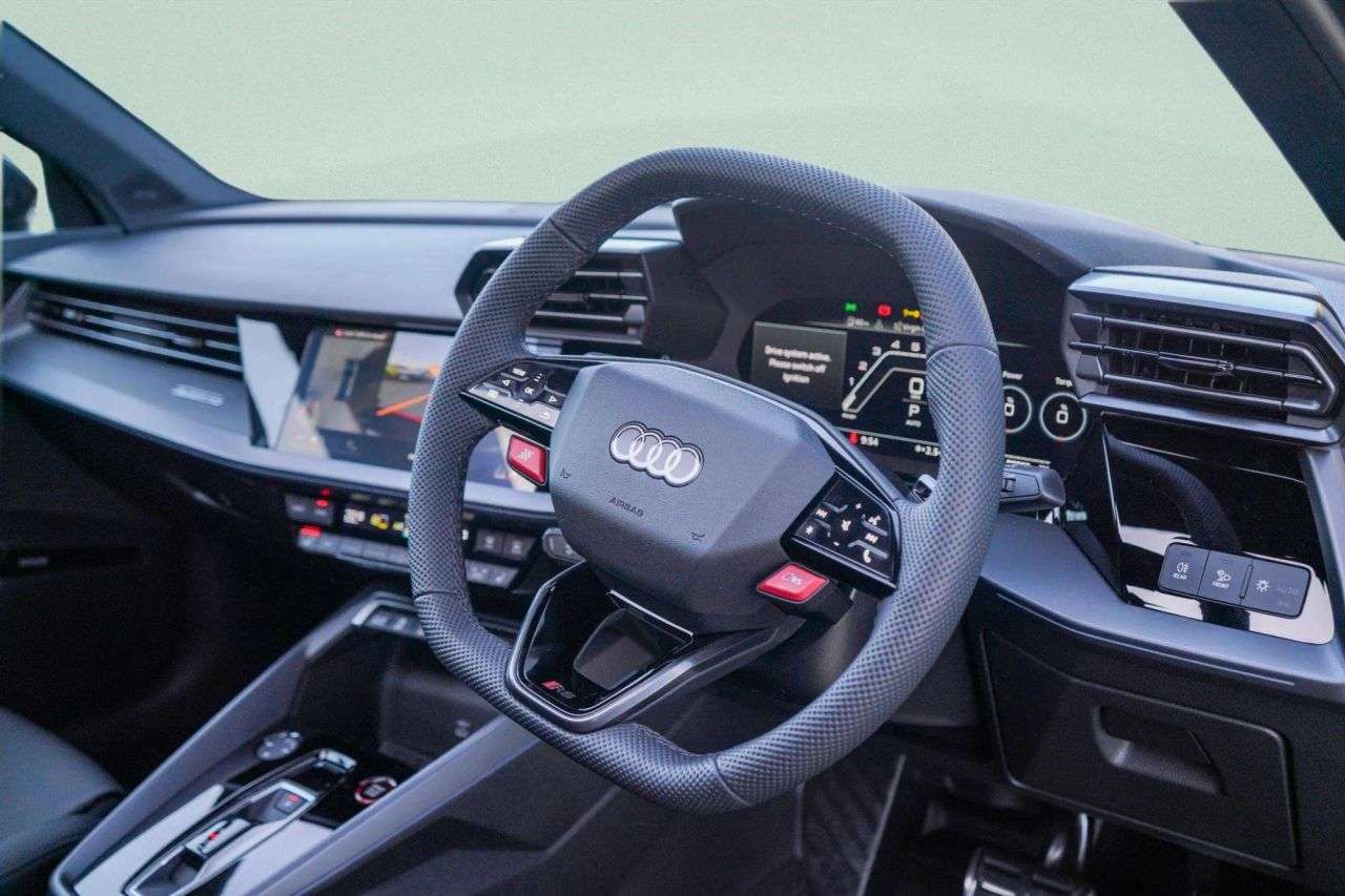 2025 AUDI RS3 2025 AUDI RS3