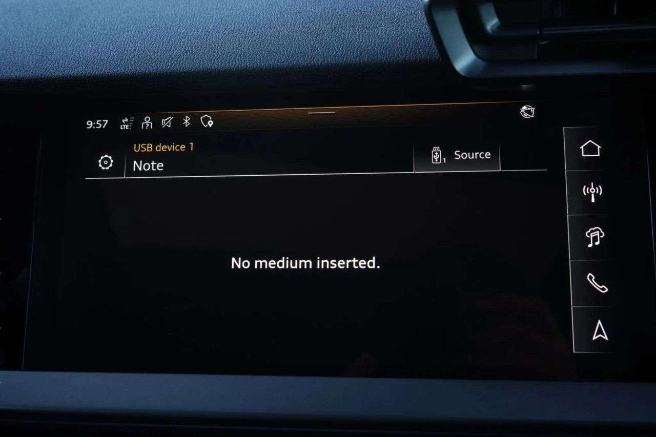 2025 AUDI RS3 2025 AUDI RS3