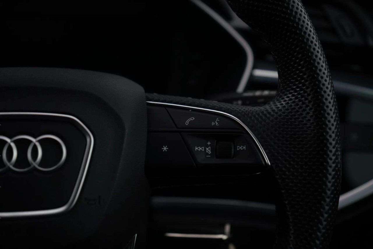 2022 AUDI Q3 2022 AUDI Q3