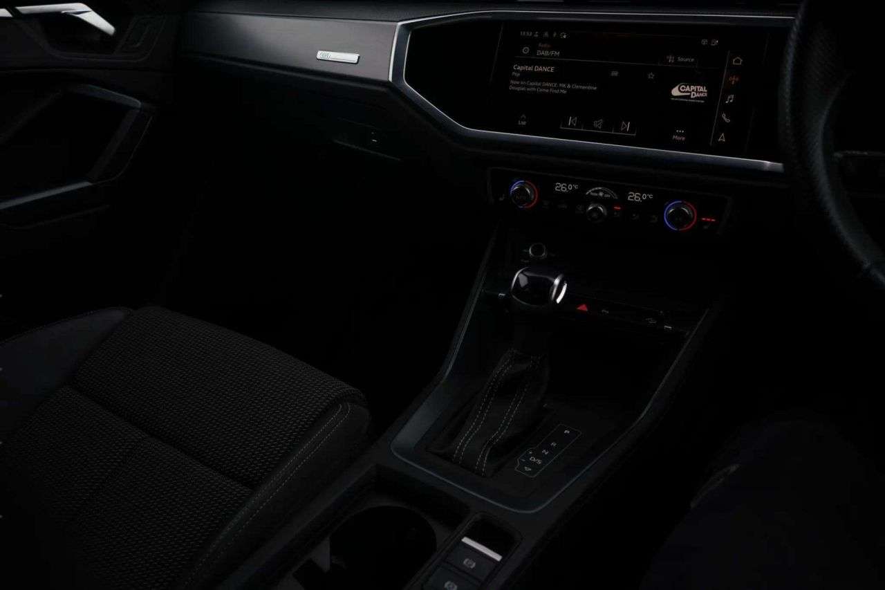 2022 AUDI Q3 2022 AUDI Q3