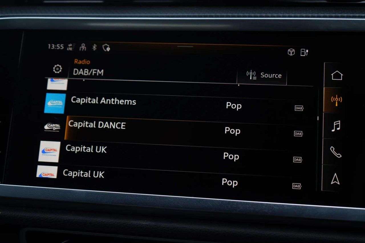 2022 AUDI Q3 2022 AUDI Q3