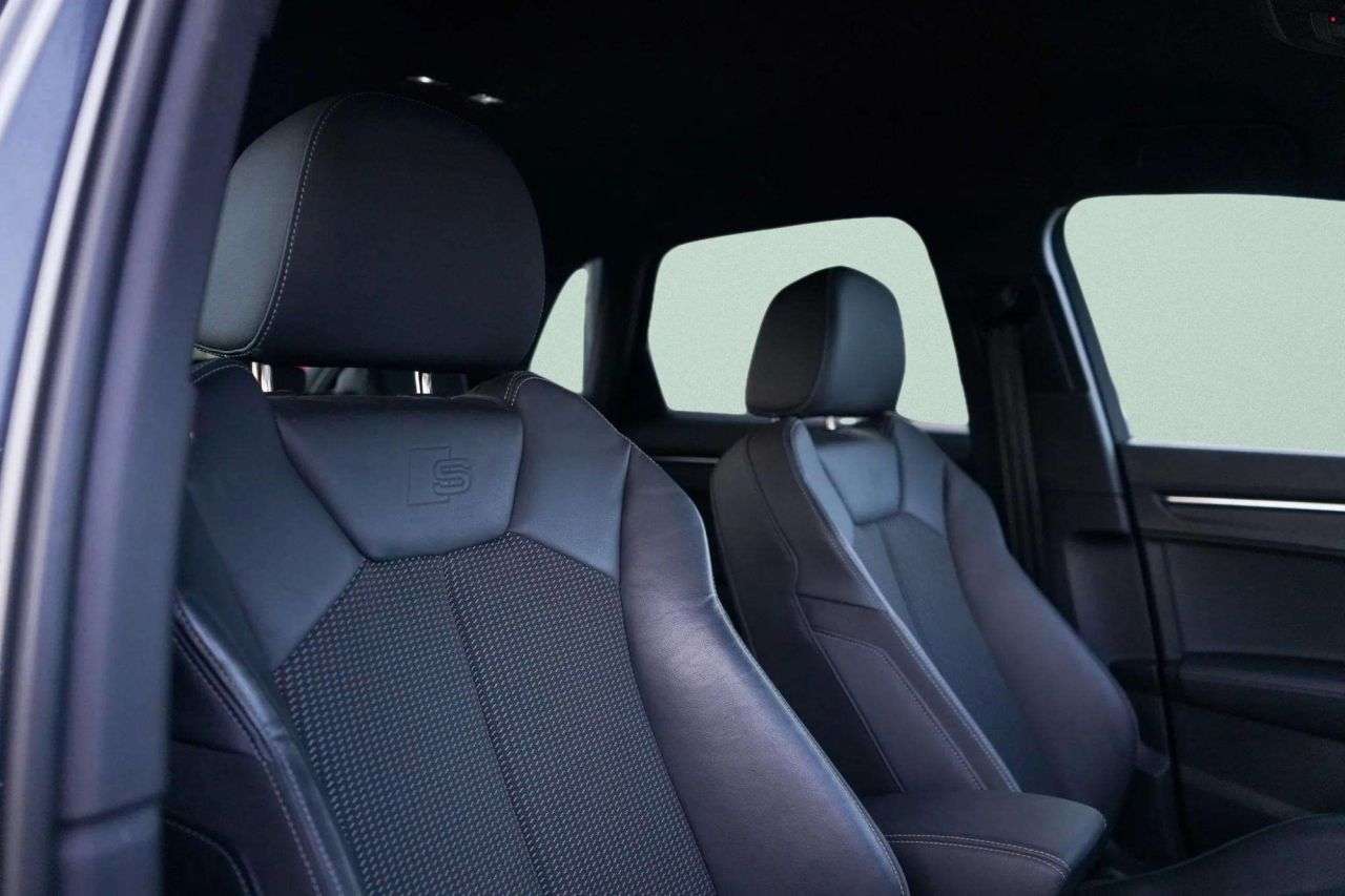 A 2022 AUDI Q3 1.4 TFSIe 45 S line SUV 5dr Petrol Plug-in Hybrid S Tronic Euro 6 (s/s) 13k A 2022 AUDI Q3 1.4 TFSIe 45 S line SUV 5dr Petrol Plug-in Hybrid S Tronic Euro 6 (s/s) 13k