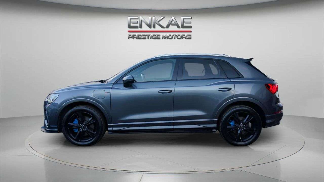 2022 AUDI Q3 2022 AUDI Q3