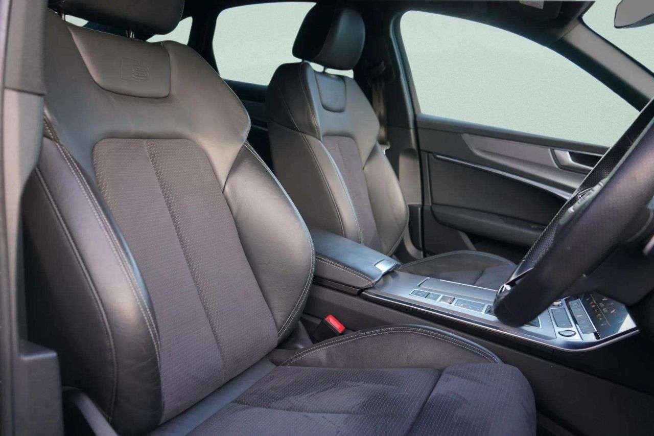 A 2022 AUDI A6 SALOON 2.0 TFSI 40 S line Saloon 4dr Petrol S Tronic Euro 6 (s/s) (204 ps) AWAITIN A 2022 AUDI A6 SALOON 2.0 TFSI 40 S line Saloon 4dr Petrol S Tronic Euro 6 (s/s) (204 ps) AWAITIN