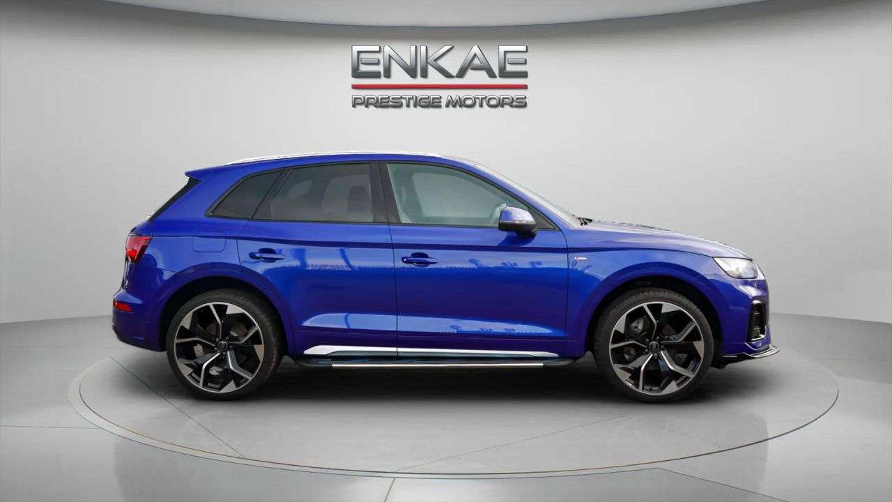 A 2023 AUDI Q5 2.0 TFSI 45 S line SUV 5dr Petrol S Tronic quattro Euro 6 (s/s) (265 ps) ME A 2023 AUDI Q5 2.0 TFSI 45 S line SUV 5dr Petrol S Tronic quattro Euro 6 (s/s) (265 ps) ME