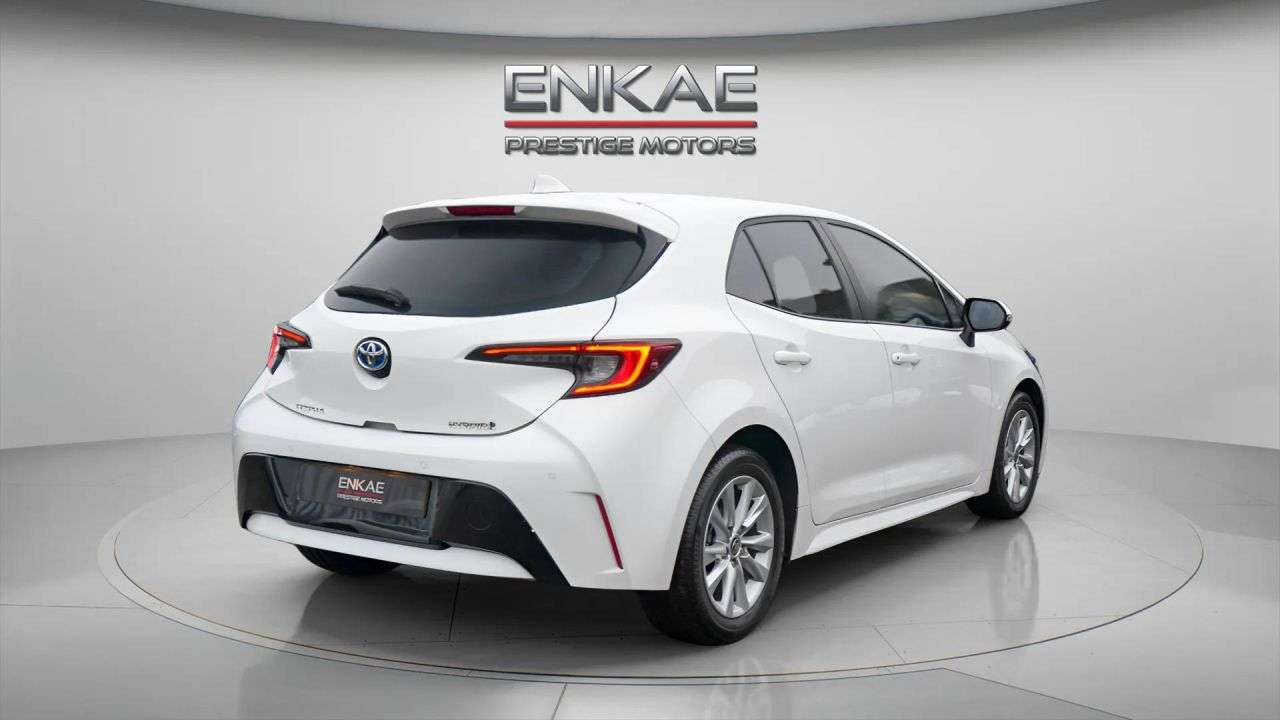 A 2024 TOYOTA COROLLA 1.8 VVT-h Icon Hatchback 5dr Petrol Hybrid CVT Euro 6 (s/s) (140 ps) A 2024 TOYOTA COROLLA 1.8 VVT-h Icon Hatchback 5dr Petrol Hybrid CVT Euro 6 (s/s) (140 ps)