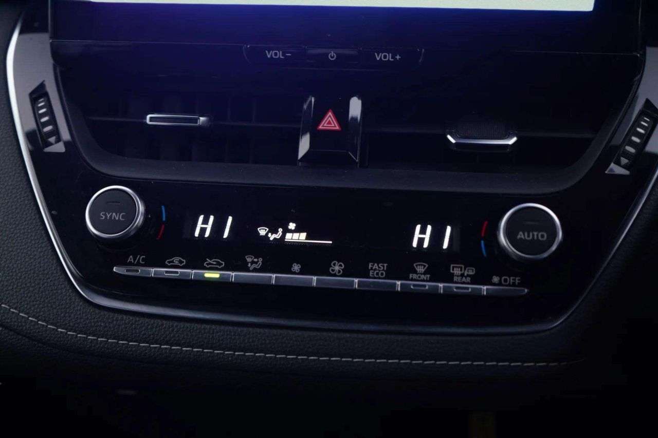 2024 TOYOTA COROLLA 2024 TOYOTA COROLLA