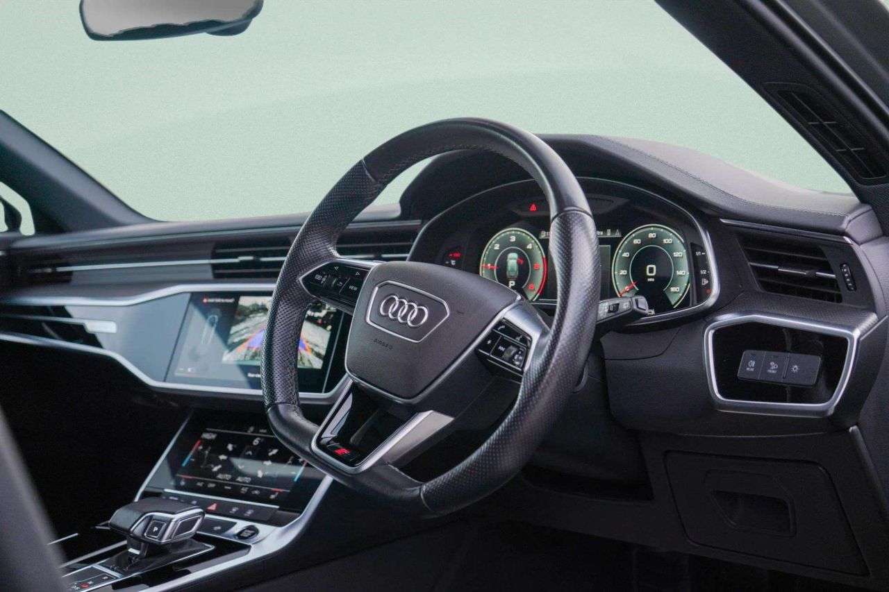 A 2022 AUDI A6 AVANT 2.0 TDI 40 Black Edition Estate 5dr Diesel S Tronic quattro Euro 6 (s/s) (2 A 2022 AUDI A6 AVANT 2.0 TDI 40 Black Edition Estate 5dr Diesel S Tronic quattro Euro 6 (s/s) (2