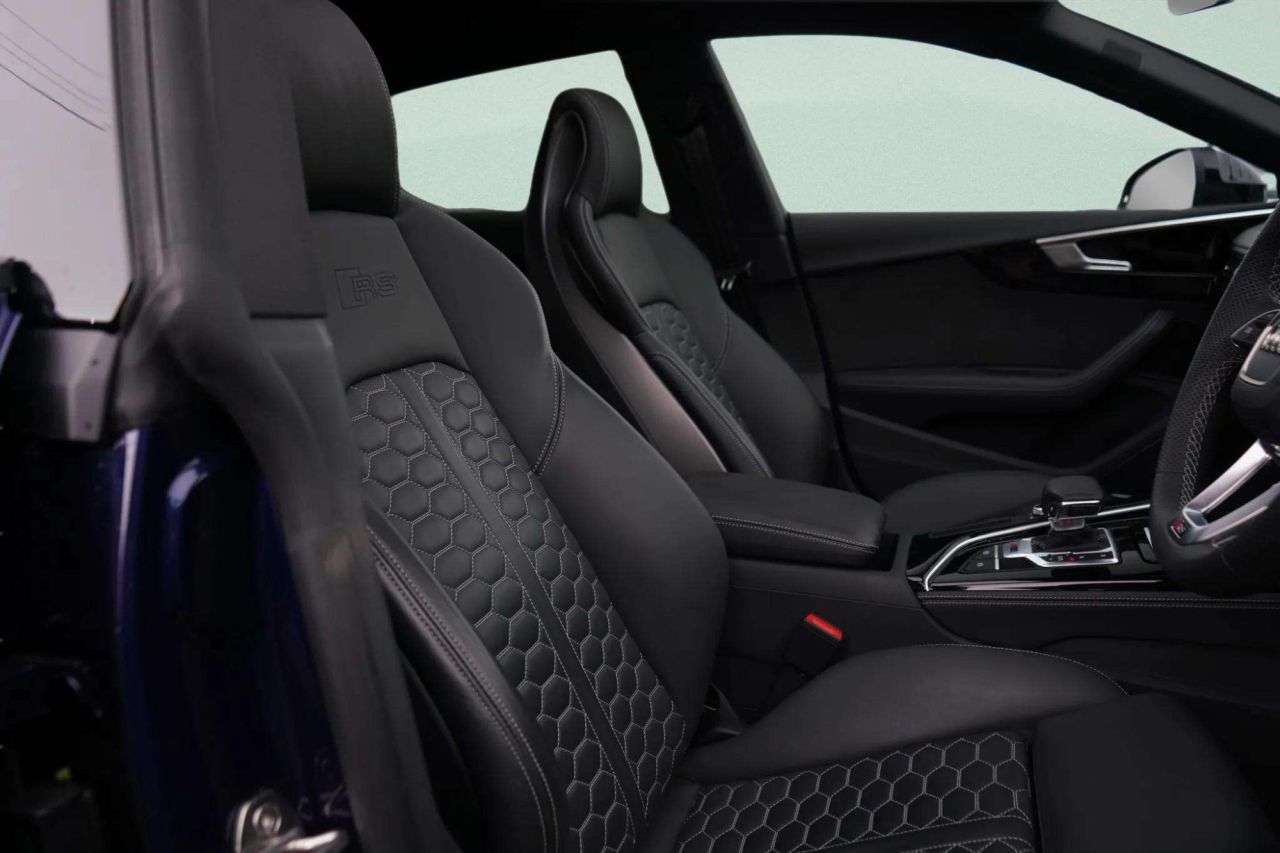 A 2024 AUDI RS5 2.9 TFSI V6 Vorsprung Sportback 5dr Petrol Tiptronic quattro Euro 6 (s/s) ( A 2024 AUDI RS5 2.9 TFSI V6 Vorsprung Sportback 5dr Petrol Tiptronic quattro Euro 6 (s/s) (