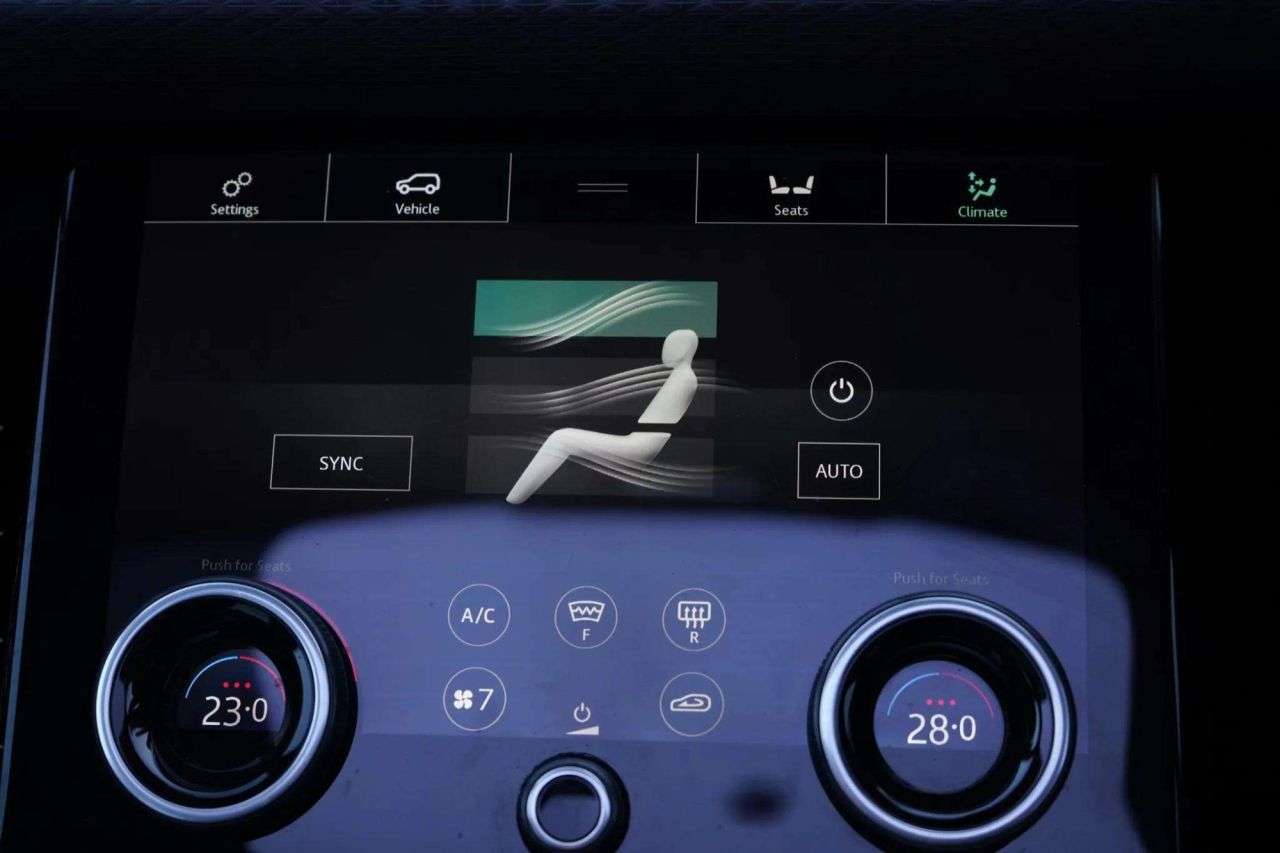 2020 LAND ROVER RANGE ROVER VELAR 2020 LAND ROVER RANGE ROVER VELAR