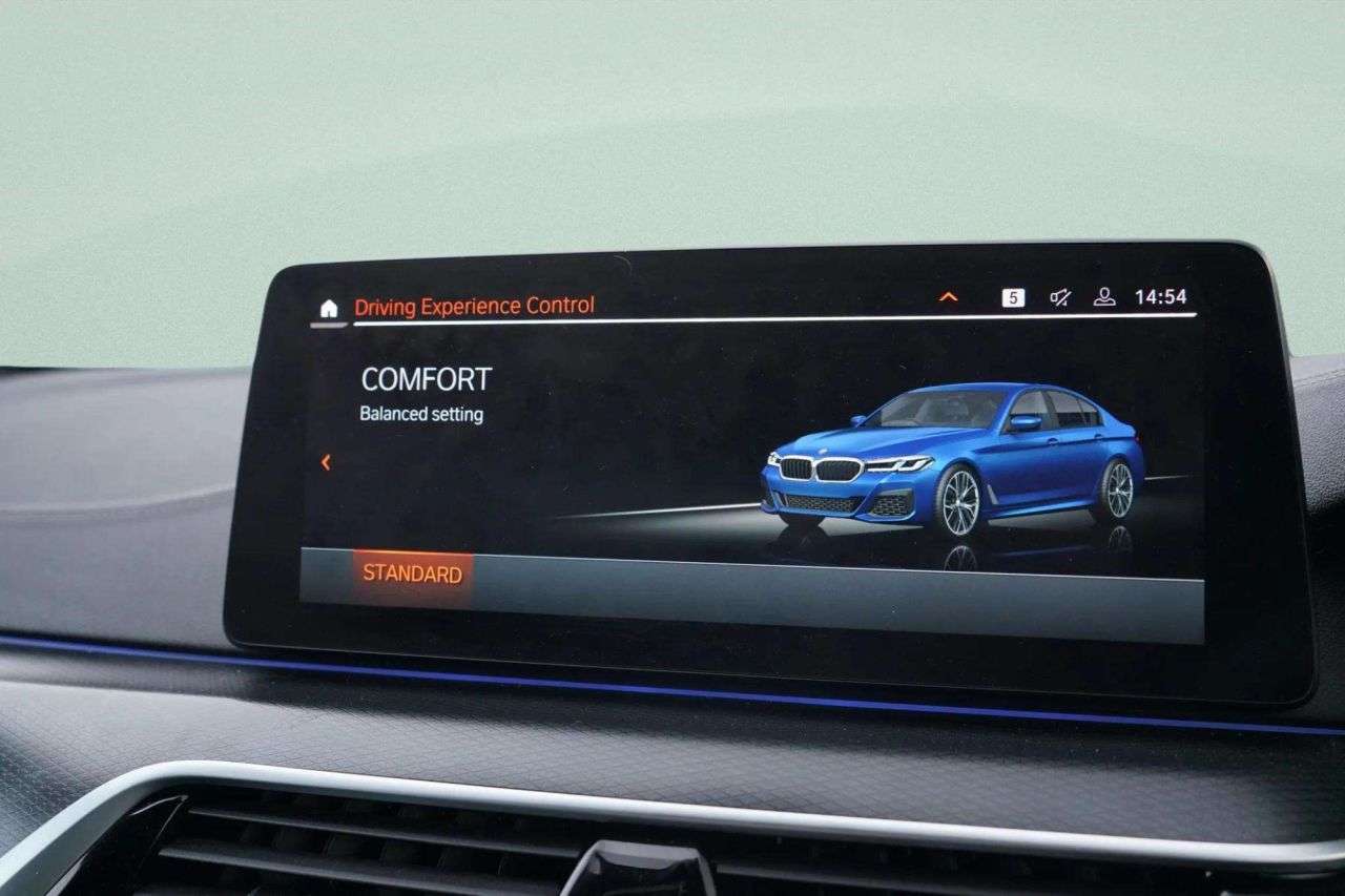 2022 BMW 5 SERIES 2022 BMW 5 SERIES