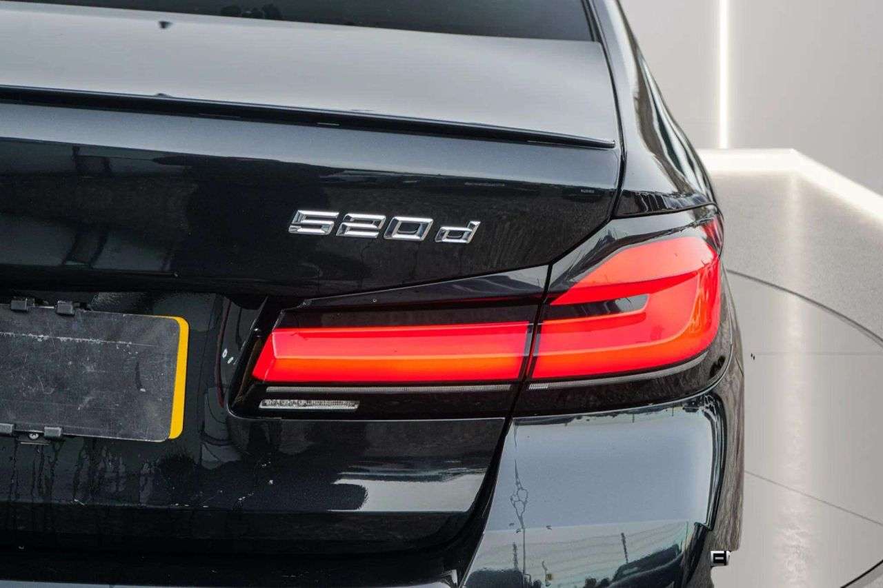 2022 BMW 5 SERIES 2022 BMW 5 SERIES