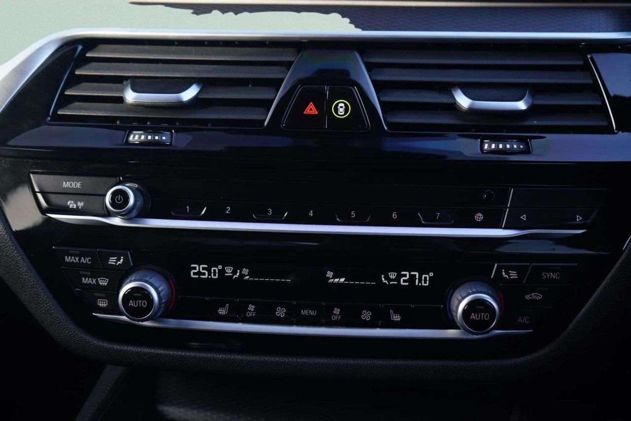 2021 BMW 5 SERIES 2021 BMW 5 SERIES