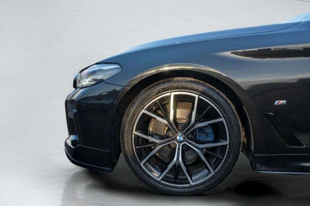 2021 BMW 5 SERIES 2021 BMW 5 SERIES