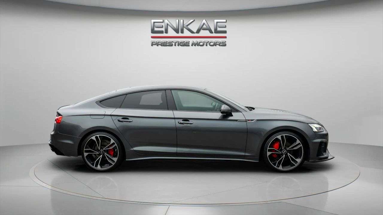 A 2022 AUDI A5 2.0 TDI 40 S line Sportback 5dr Diesel S Tronic quattro Euro 6 (s/s) (204 p A 2022 AUDI A5 2.0 TDI 40 S line Sportback 5dr Diesel S Tronic quattro Euro 6 (s/s) (204 p