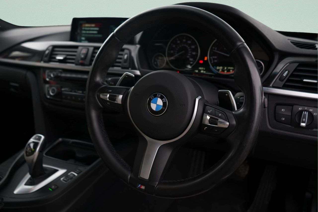 A 2017 BMW 4 SERIES 2.0 420d M Sport Coupe 2dr Diesel Auto xDrive Euro 6 (s/s) (190 ps) BLACK A A 2017 BMW 4 SERIES 2.0 420d M Sport Coupe 2dr Diesel Auto xDrive Euro 6 (s/s) (190 ps) BLACK A