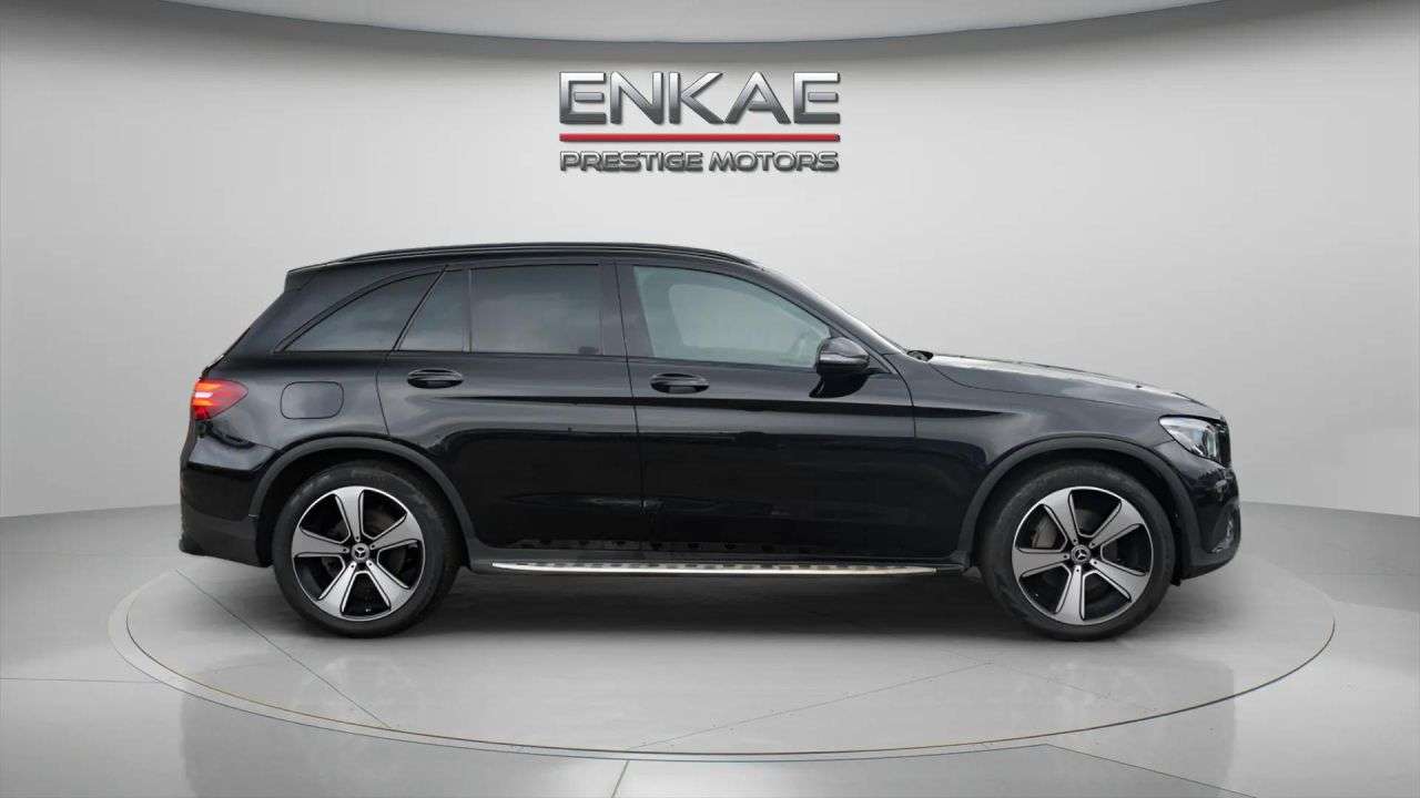 A 2019 MERCEDES-BENZ GLC 2.1 GLC220d Urban Edition SUV 5dr Diesel G-Tronic+ 4MATIC Euro 6 (s/s) (170 A 2019 MERCEDES-BENZ GLC 2.1 GLC220d Urban Edition SUV 5dr Diesel G-Tronic+ 4MATIC Euro 6 (s/s) (170