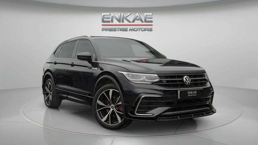 A 2022 VOLKSWAGEN TIGUAN ALLSPACE 1.5 TSI R-Line SUV 5dr Petrol DSG Euro 6 (s/s) (150 ps) RED CALIPERS, 1 OWN A 2022 VOLKSWAGEN TIGUAN ALLSPACE 1.5 TSI R-Line SUV 5dr Petrol DSG Euro 6 (s/s) (150 ps) RED CALIPERS, 1 OWN