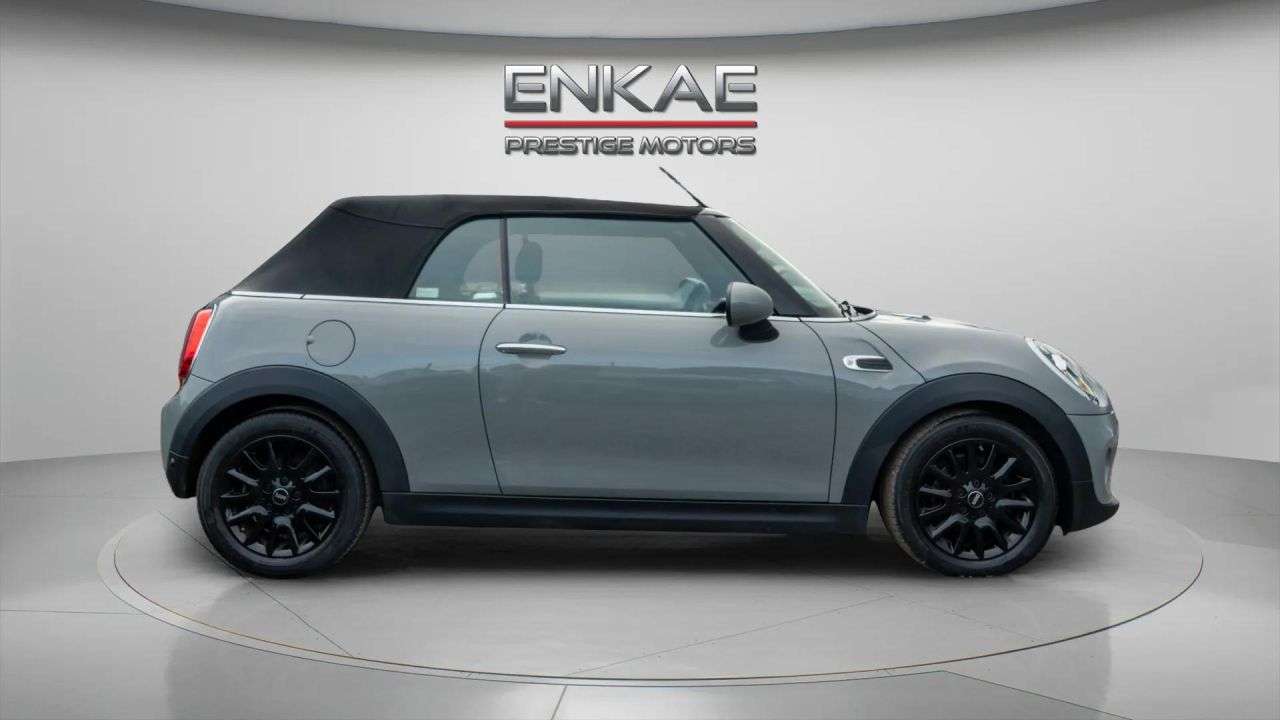 A 2019 MINI CONVERTIBLE 1.5 Cooper Classic Convertible 2dr Petrol Manual Euro 6 (s/s) (136 ps) Heat A 2019 MINI CONVERTIBLE 1.5 Cooper Classic Convertible 2dr Petrol Manual Euro 6 (s/s) (136 ps) Heat