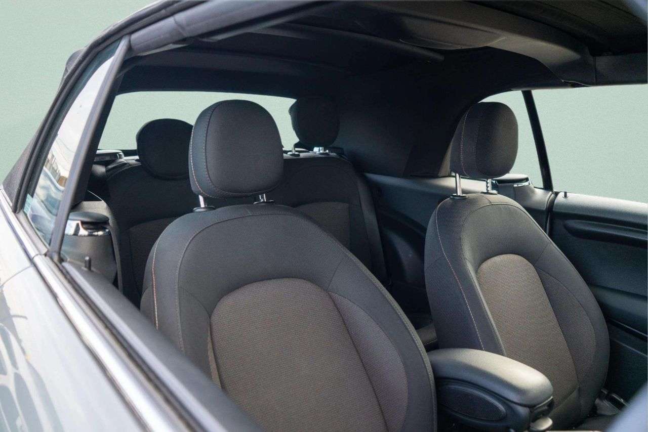 2019 MINI CONVERTIBLE 2019 MINI CONVERTIBLE