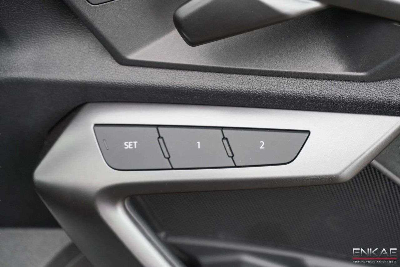 2025 AUDI RS3 2025 AUDI RS3