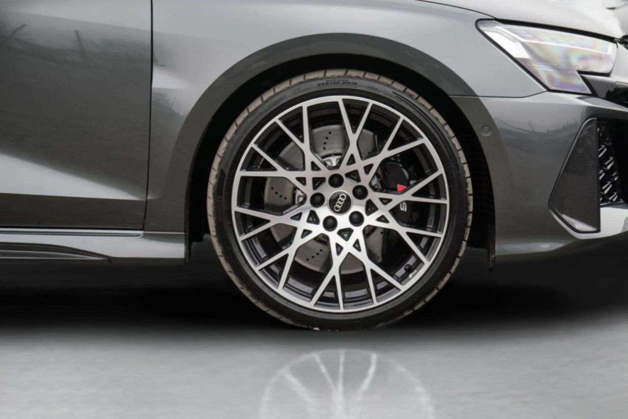 2025 AUDI RS3 2025 AUDI RS3