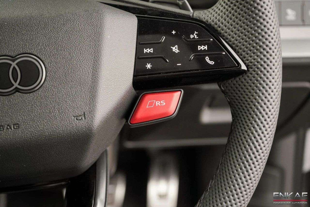 2025 AUDI RS3 2025 AUDI RS3