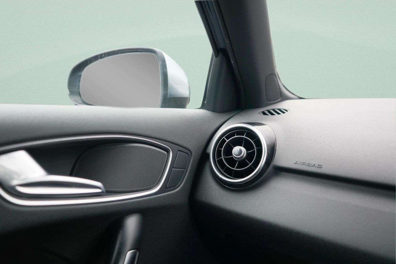 2014 AUDI S1 2014 AUDI S1