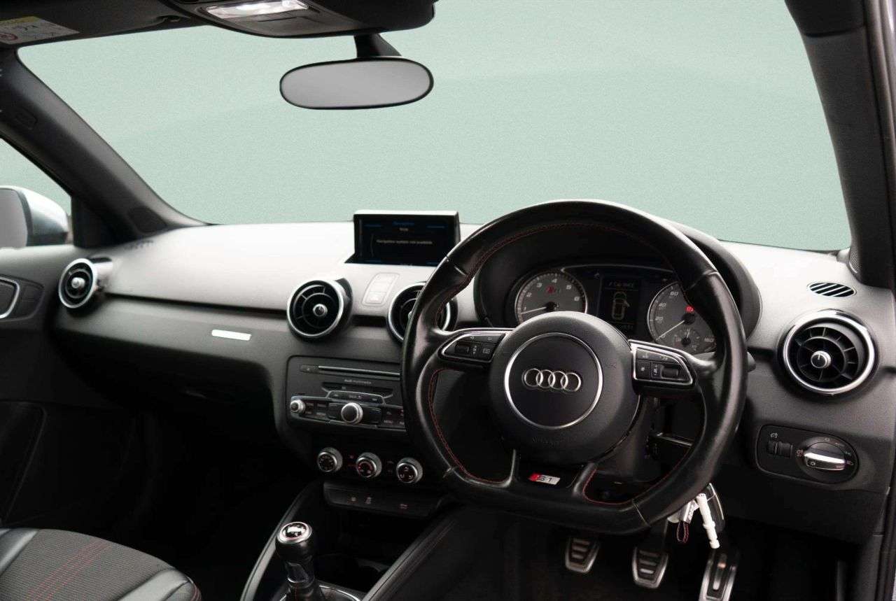 2014 AUDI S1 2014 AUDI S1