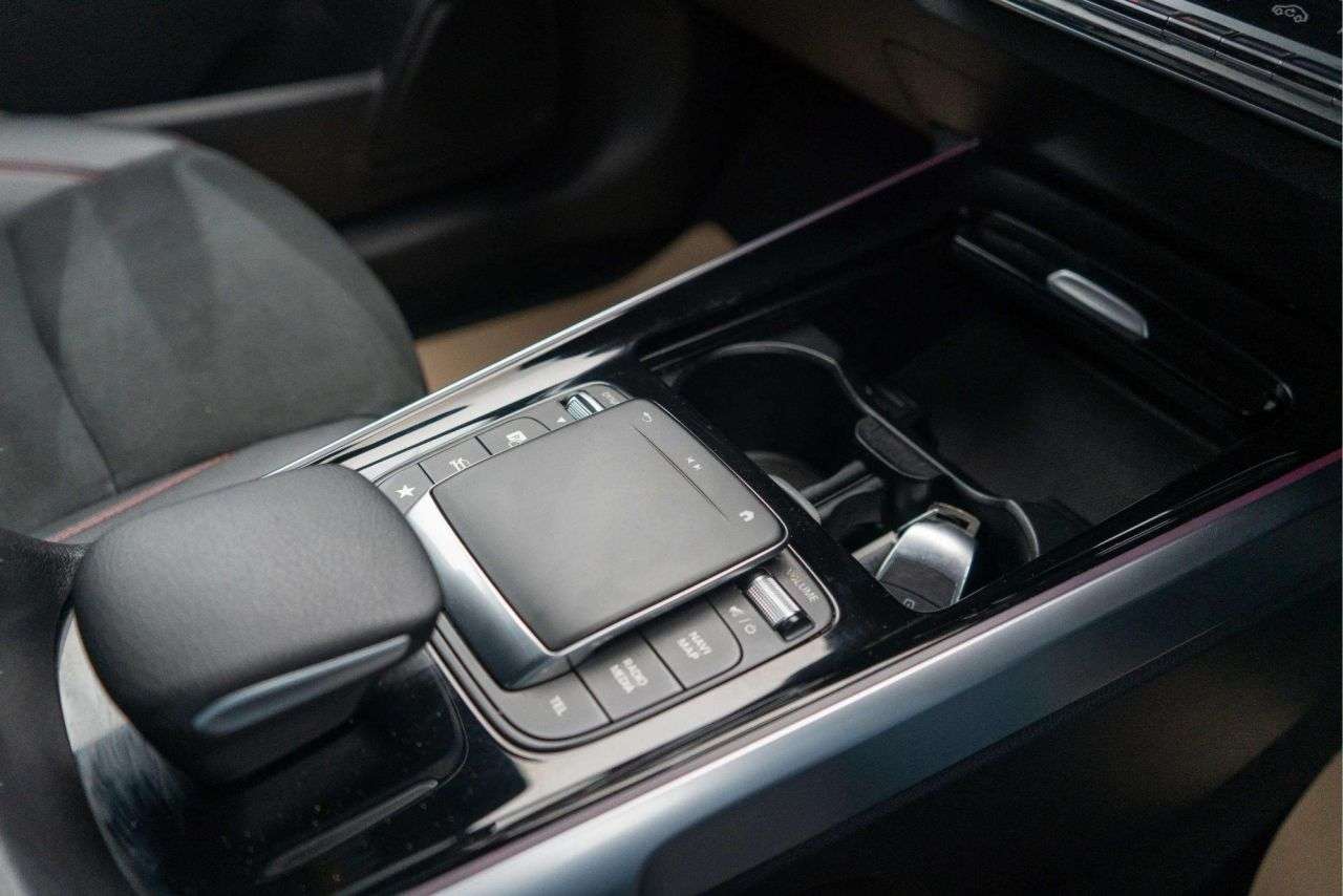 2023 MERCEDES-BENZ GLB 2023 MERCEDES-BENZ GLB