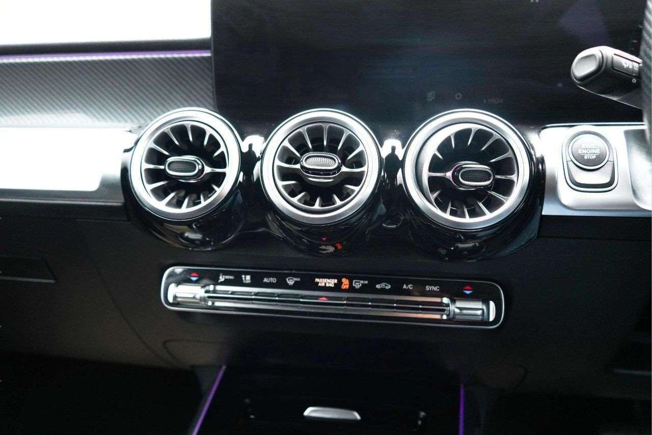 2023 MERCEDES-BENZ GLB 2023 MERCEDES-BENZ GLB