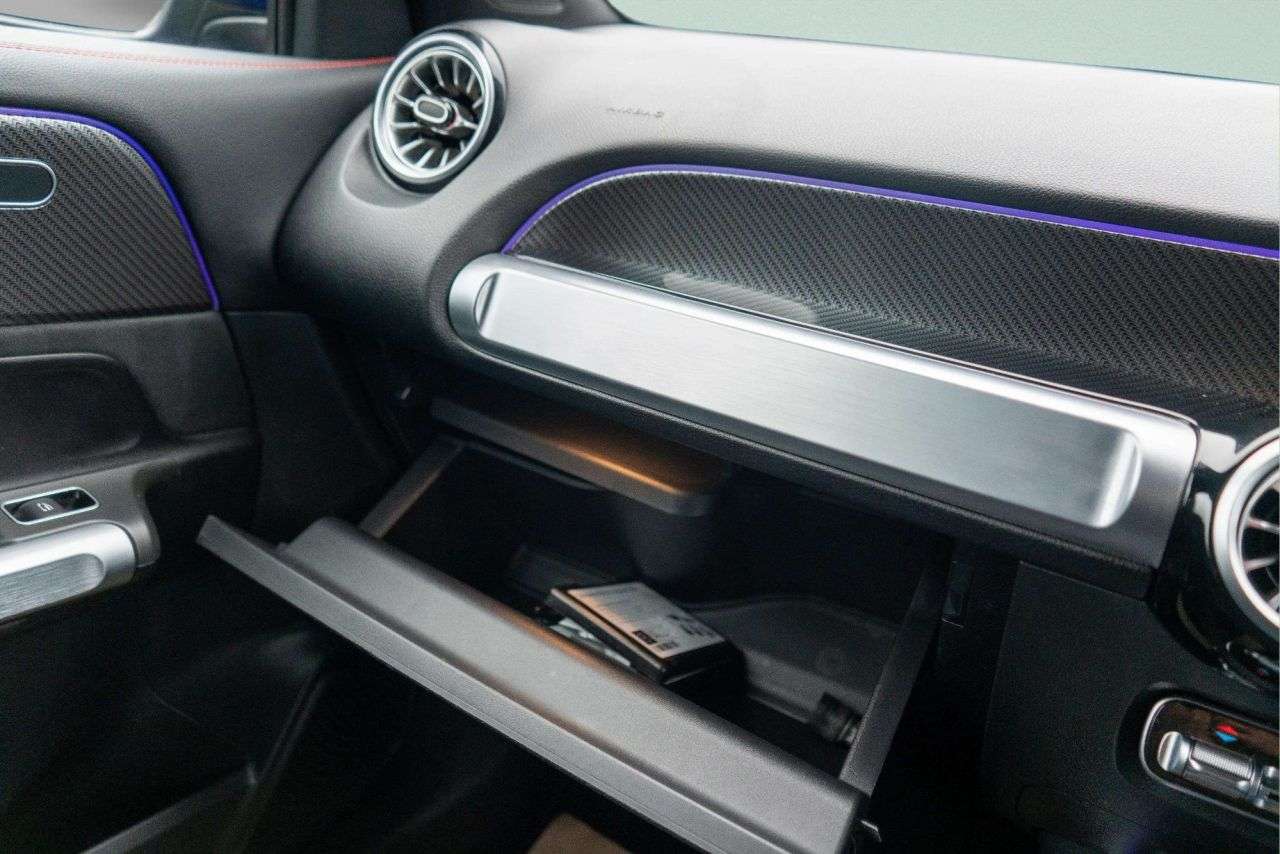 2023 MERCEDES-BENZ GLB 2023 MERCEDES-BENZ GLB