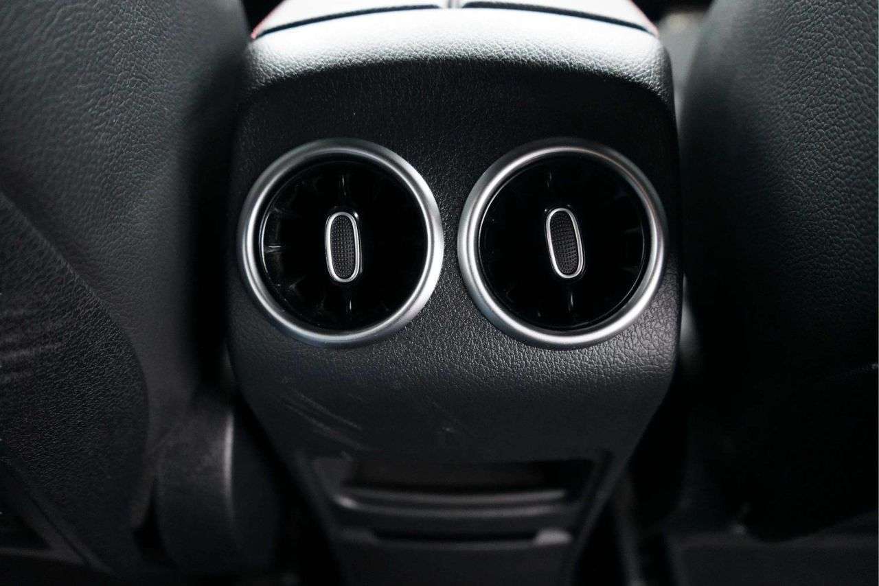 2023 MERCEDES-BENZ GLB 2023 MERCEDES-BENZ GLB