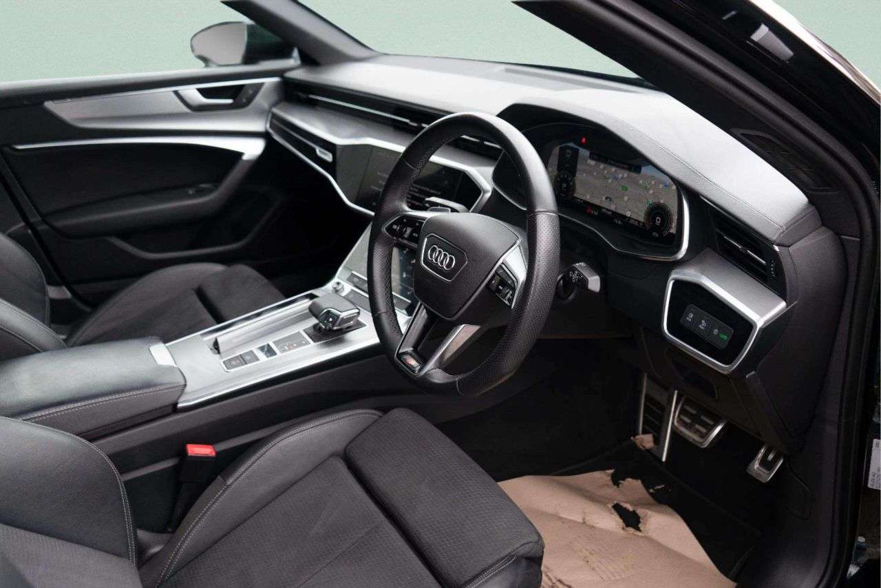 A 2022 AUDI A6 SALOON 2.0 TFSI 40 S line Saloon 4dr Petrol S Tronic Euro 6 (s/s) (204 ps) RED CAL A 2022 AUDI A6 SALOON 2.0 TFSI 40 S line Saloon 4dr Petrol S Tronic Euro 6 (s/s) (204 ps) RED CAL