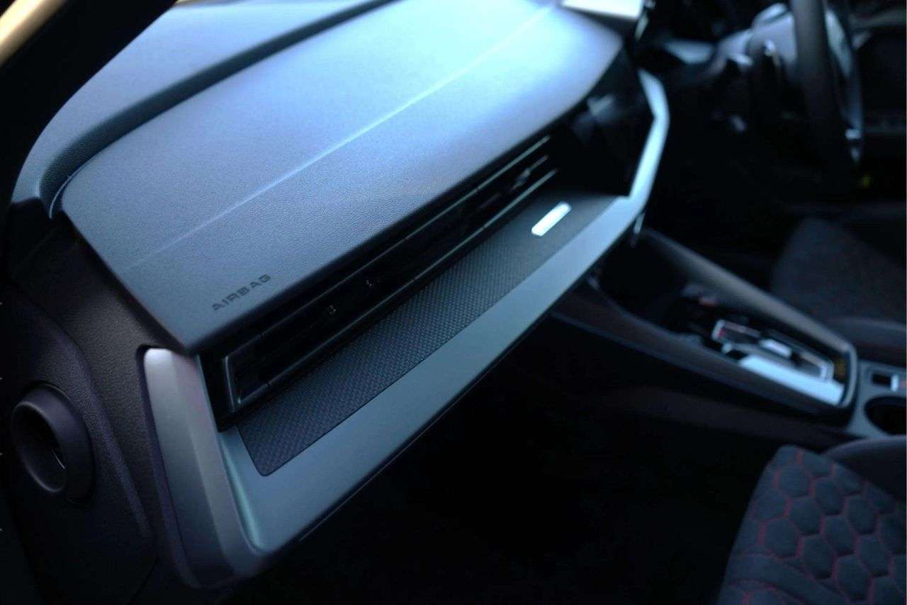 2026 AUDI RS3 CARBON VORSPRUNG 2026 AUDI RS3 CARBON VORSPRUNG