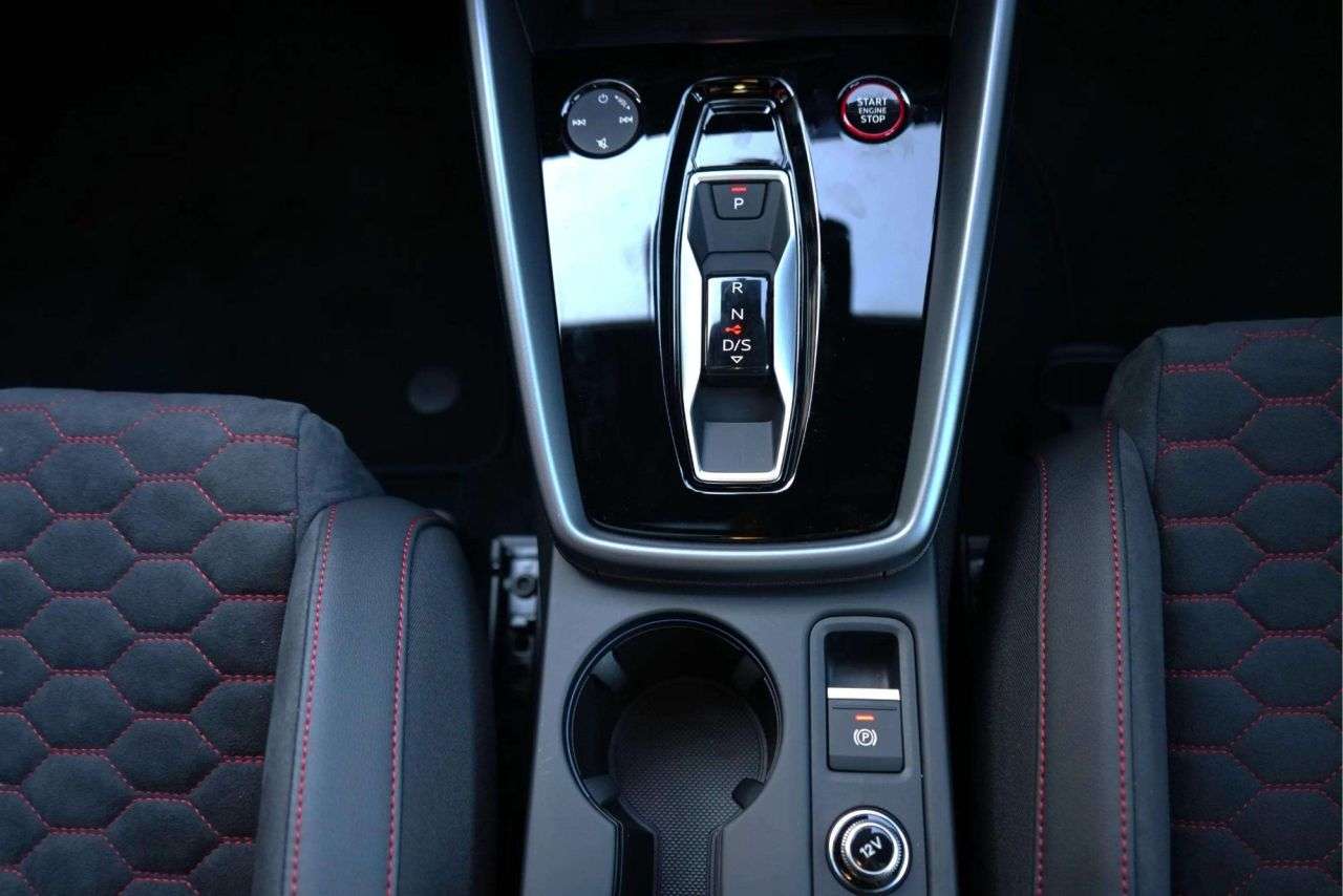 2026 AUDI RS3 CARBON VORSPRUNG 2026 AUDI RS3 CARBON VORSPRUNG