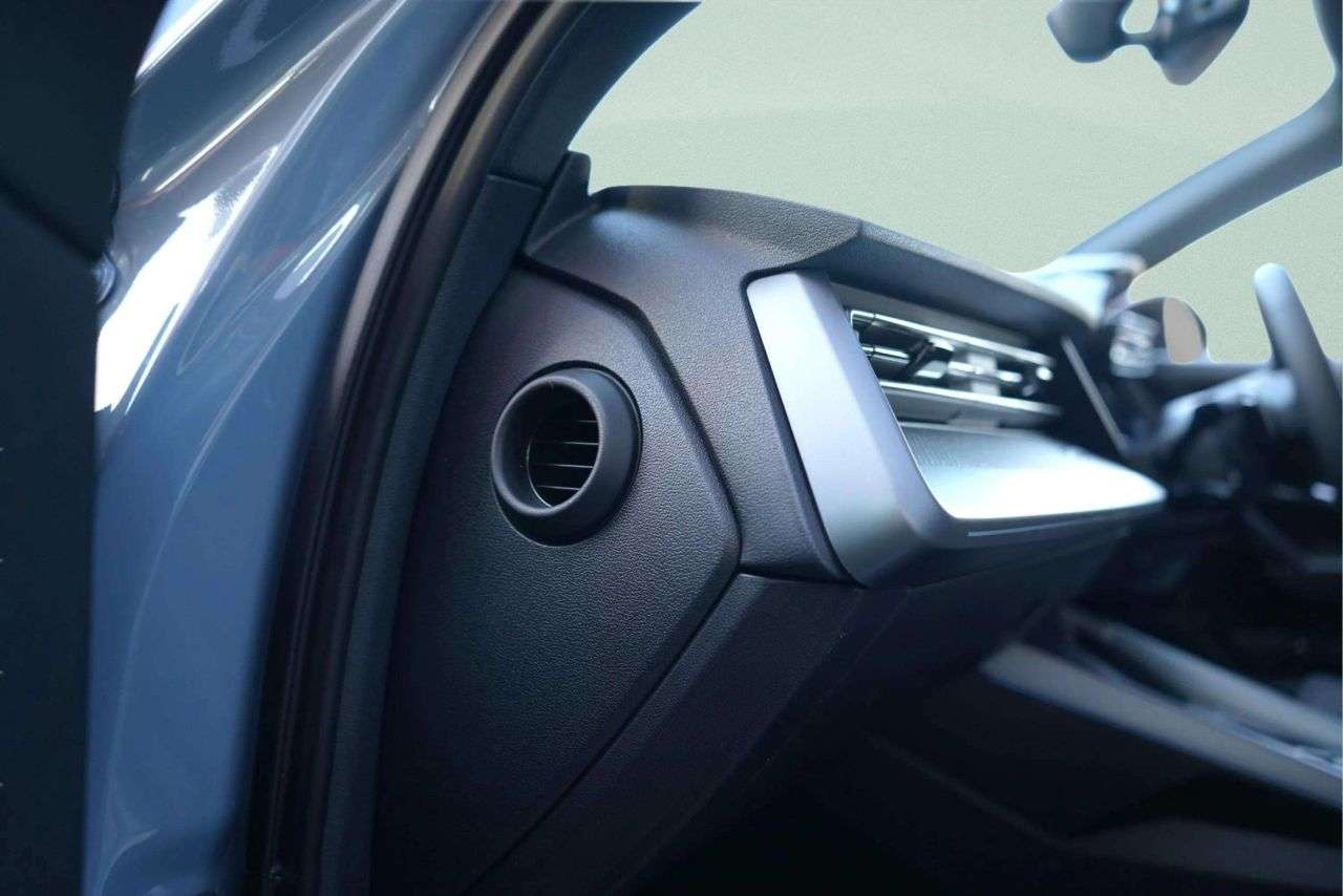 2026 AUDI RS3 CARBON VORSPRUNG 2026 AUDI RS3 CARBON VORSPRUNG