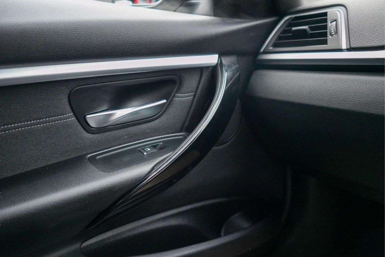 2018 BMW 3 SERIES 2018 BMW 3 SERIES