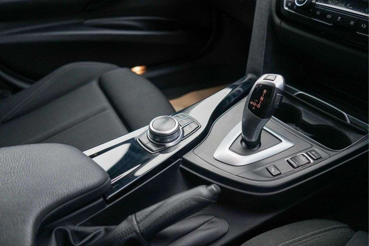 2018 BMW 3 SERIES 2018 BMW 3 SERIES