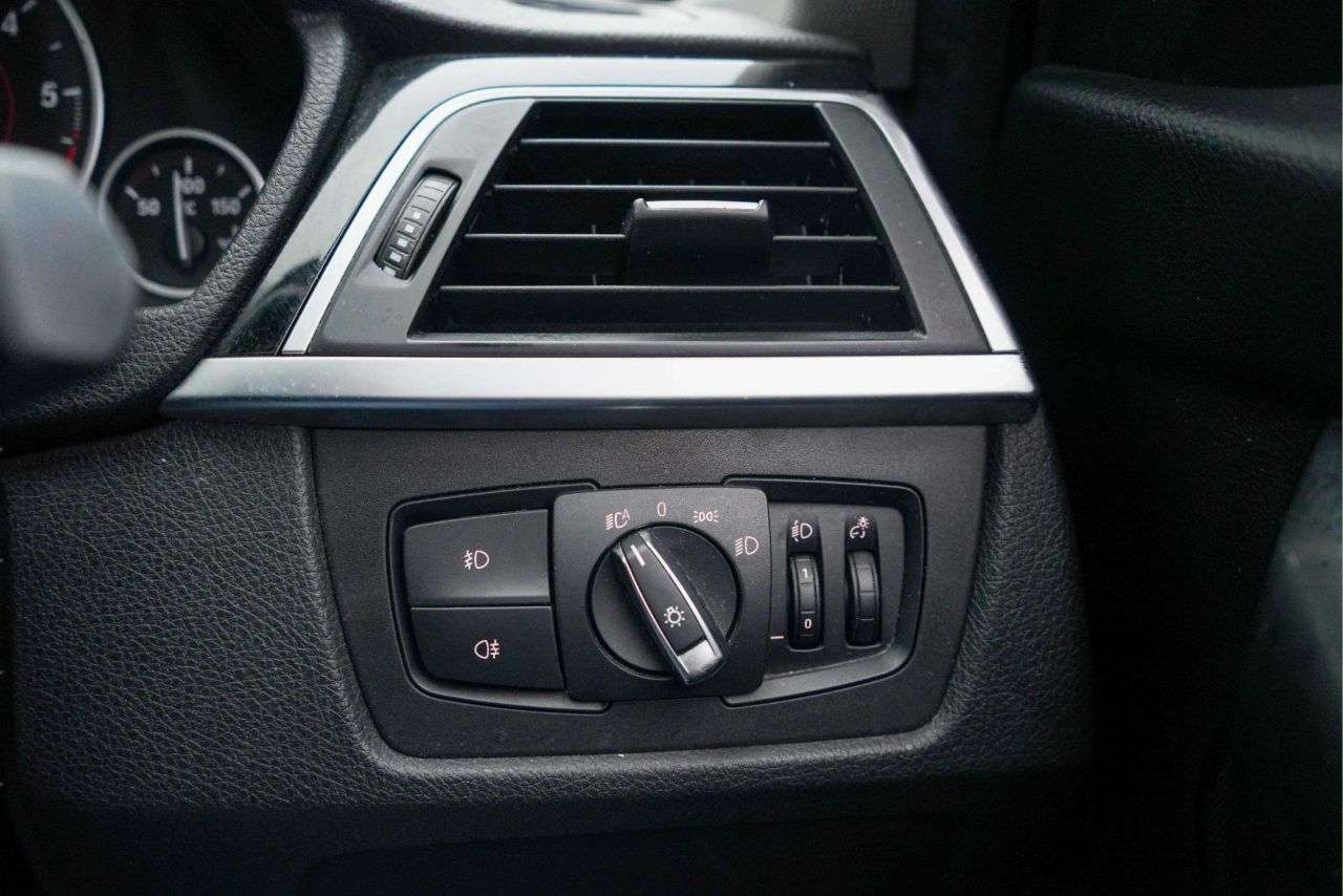 2018 BMW 3 SERIES 2018 BMW 3 SERIES