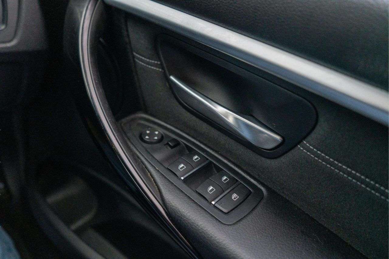 2018 BMW 3 SERIES 2018 BMW 3 SERIES